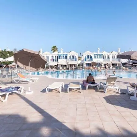 아파트 Playmar Tropical